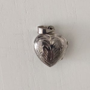 Beautiful Small Genuine Silver Locket